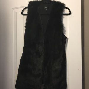 Vest with “fur” lined collar and front